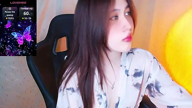 mystica-myst stripchat live cam model