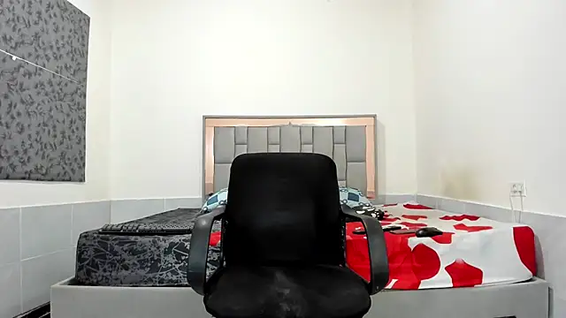 simookeler stripchat live cam model