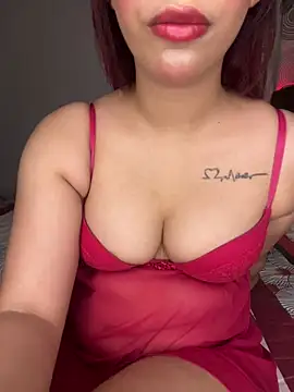 SaraOne_arab stripchat live cam model