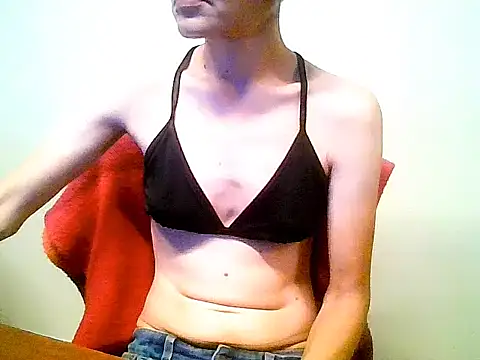 YeahsGirl stripchat live cam model