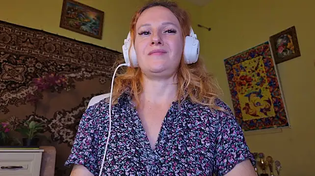 SimaGoldy stripchat live cam model