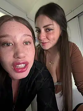 roouse stripchat live cam model