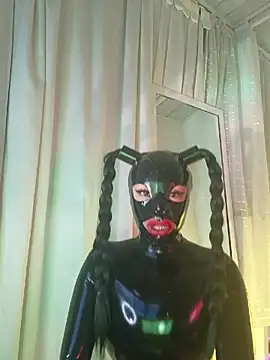 LatexDevil_Blondie stripchat live cam model