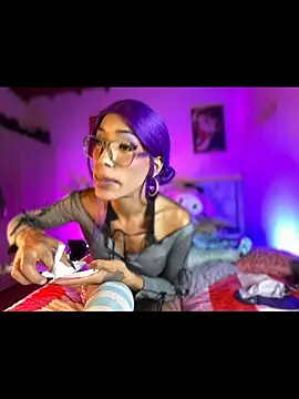 Naugth_channel_ts stripchat live cam model
