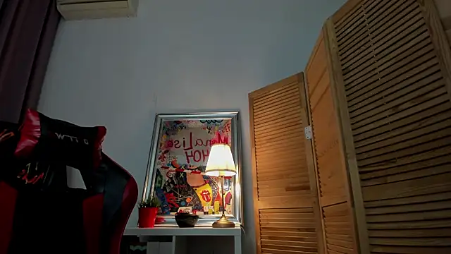CamillaDreamer stripchat live cam model