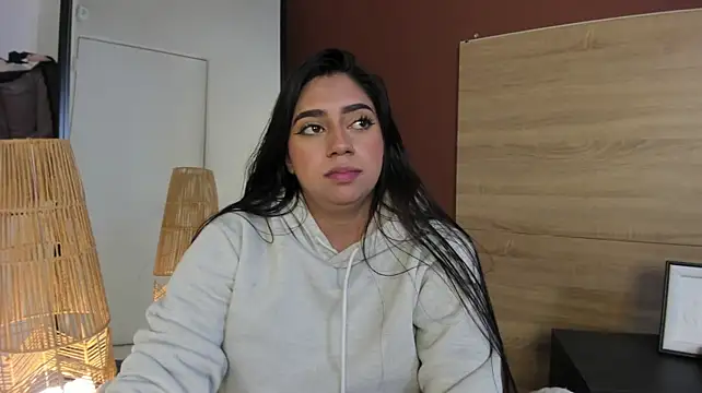 luna_cute__ stripchat live cam model