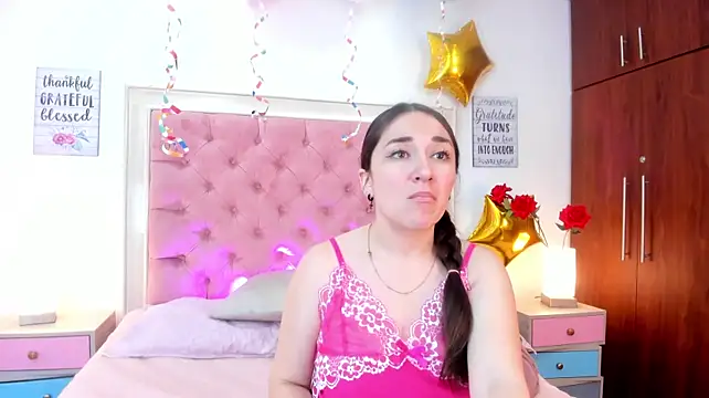 AmbarClarck stripchat live cam model
