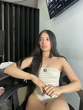 cynthia__ stripchat live cam model
