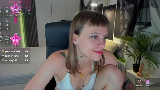 LollyLucy stripchat live cam model