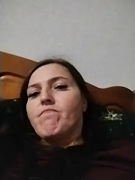 SweetyMommy77 stripchat live cam model
