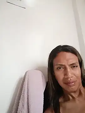 Mayxxx10 stripchat live cam model