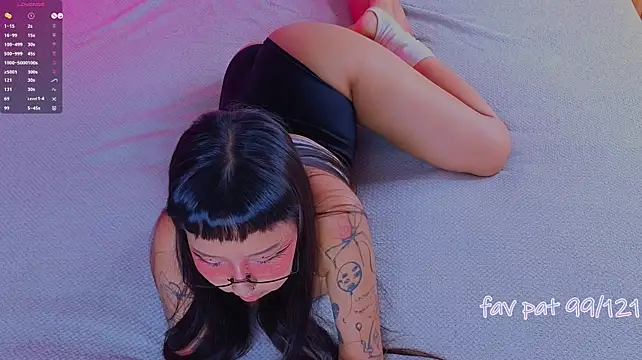 a11yson stripchat live cam model