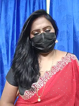 Meera_mia stripchat live cam model