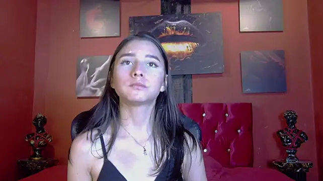 Sol_Hill_ stripchat live cam model