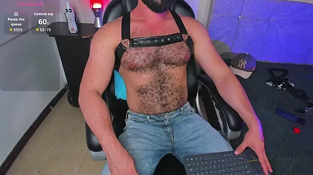 Luke_Diaz7 stripchat live cam model