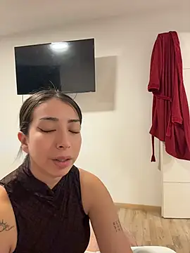 Lina_soler69 stripchat live cam model