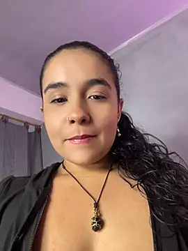 ateneacute stripchat live cam model