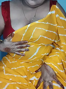 DESI-DOLLLL stripchat live cam model