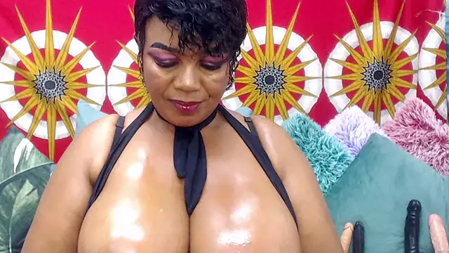 MATURExxxASS stripchat live cam model