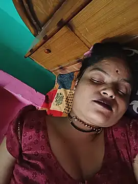 Manbi_bhabi stripchat live cam model