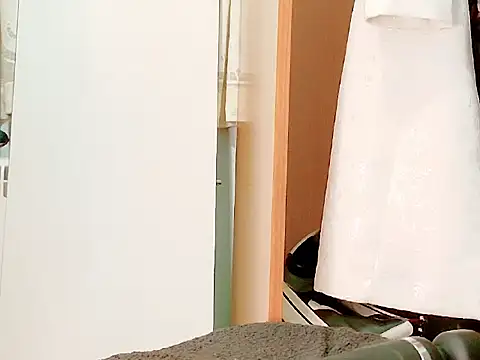MojaditPussy stripchat live cam model