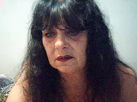 LadyCHARMS69 stripchat live cam model