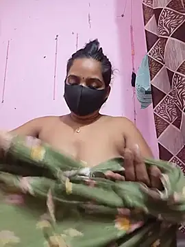 Sassy_kinjal stripchat live cam model
