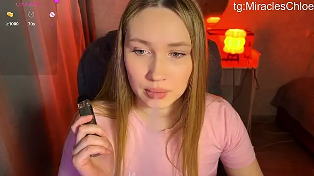ChloeMillerMeow stripchat live cam model