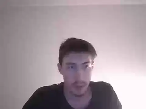 VelvetRagottiOG stripchat live cam model