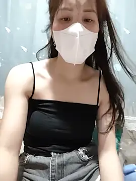 Yui-Chen stripchat live cam model