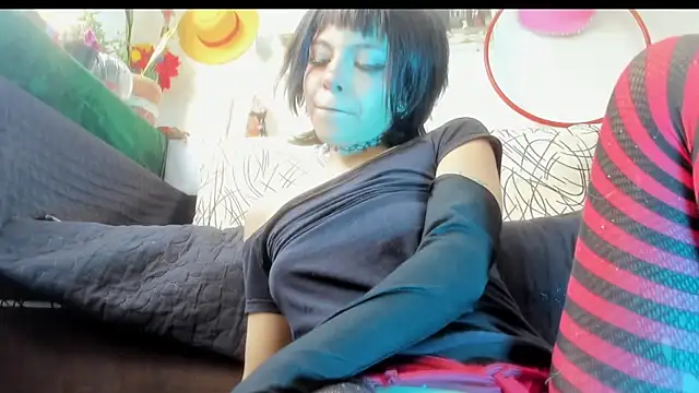 Nyxara- stripchat live cam model