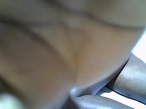 creamypetite stripchat live cam model