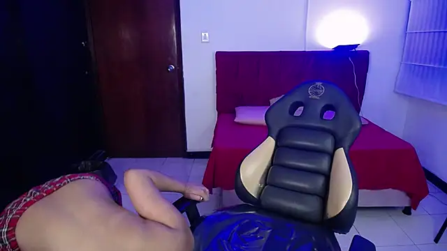 ariel_1_ stripchat live cam model