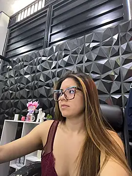 Xani_ds stripchat live cam model