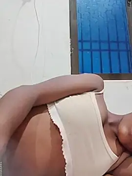 hotbabymuskan stripchat live cam model