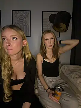 chaanntyy stripchat live cam model