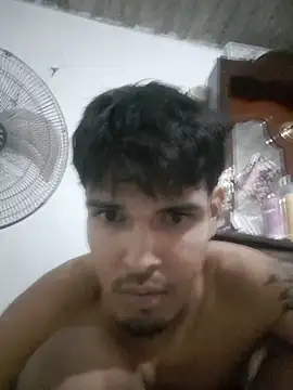 Aguilarcruzkevin31 stripchat live cam model