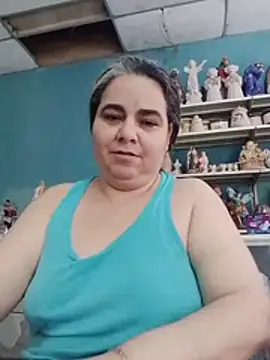 Golositadeamor stripchat live cam model