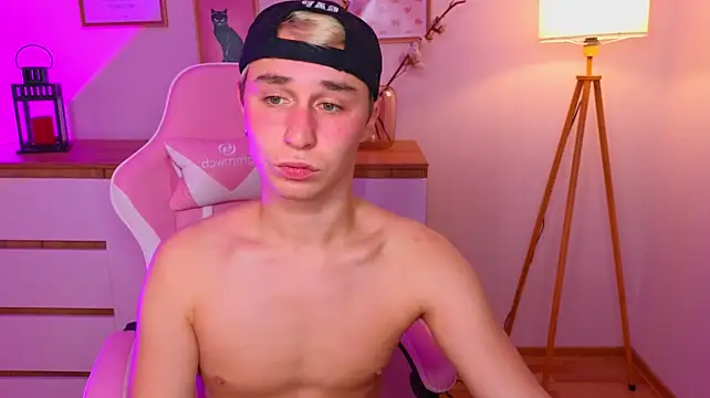 e1v1s stripchat live cam model