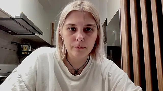 Ella_Bloom stripchat live cam model