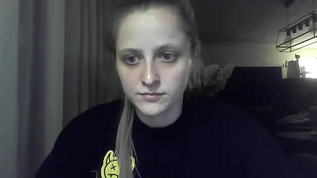 LeaWetGirl stripchat live cam model