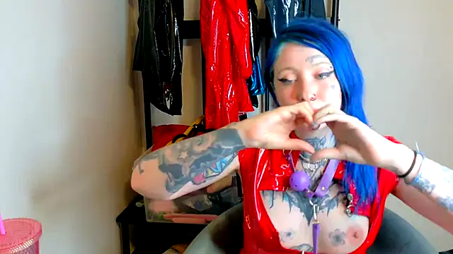 coyemoo stripchat live cam model