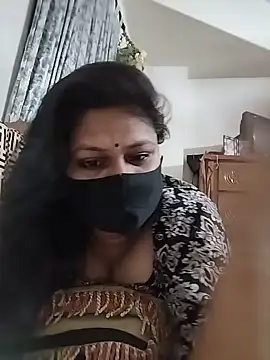 munni-506 stripchat live cam model