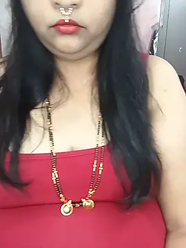Ragavi-kannada-telugu stripchat live cam model