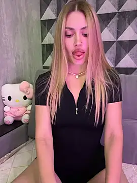 Elizabeth_Tay stripchat live cam model