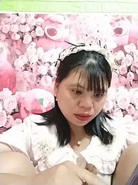 Xuka_lyss stripchat live cam model