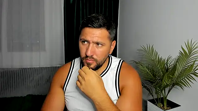 Gold_Alpha_Boy stripchat live cam model