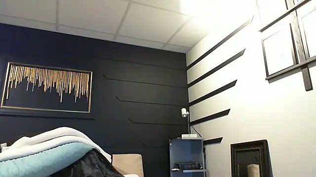 eurodiznee stripchat live cam model