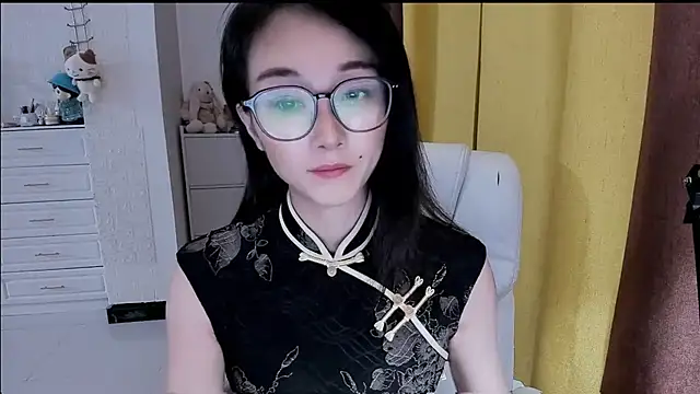 NIAN-er stripchat live cam model