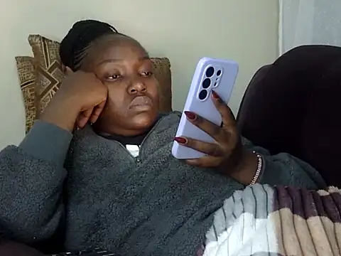 Sexy-suzy stripchat live cam model